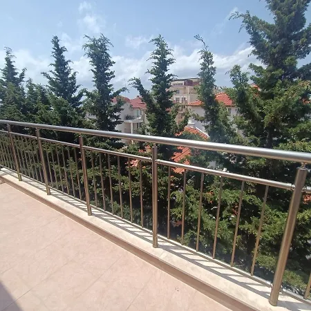 Нептун Sveti Vlas